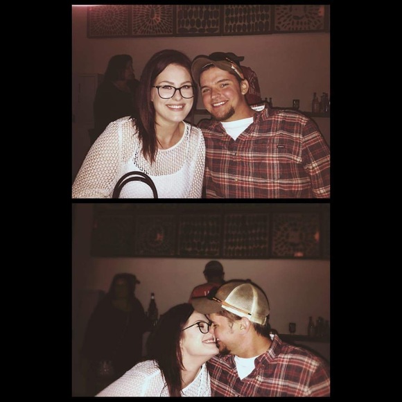 Follow, share, repeat  - Picture 8 of 8